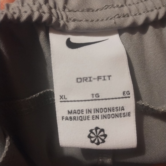 Nike Dri Fit Men's Gray Athletic Pants XL Training Joggers Swoosh Logo - Picture 7 of 8